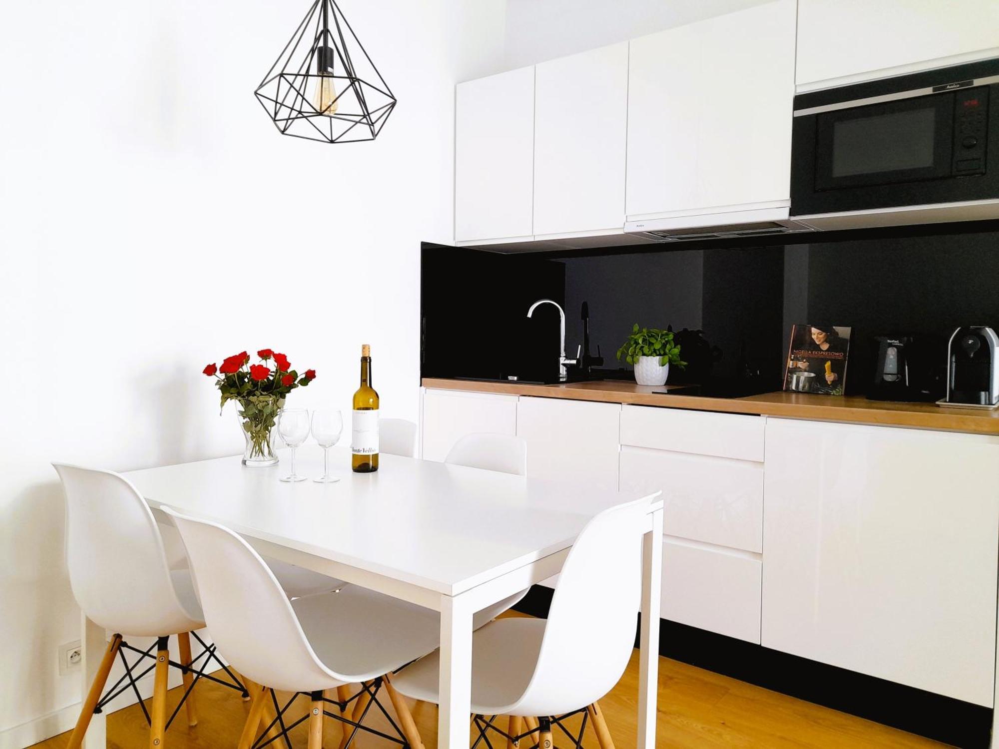 Vista Residence Spire Варшава Екстериор снимка